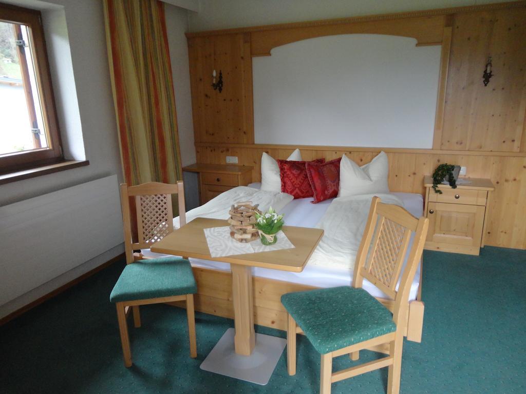 Landhaus Theresia Appartamento Fügen Esterno foto